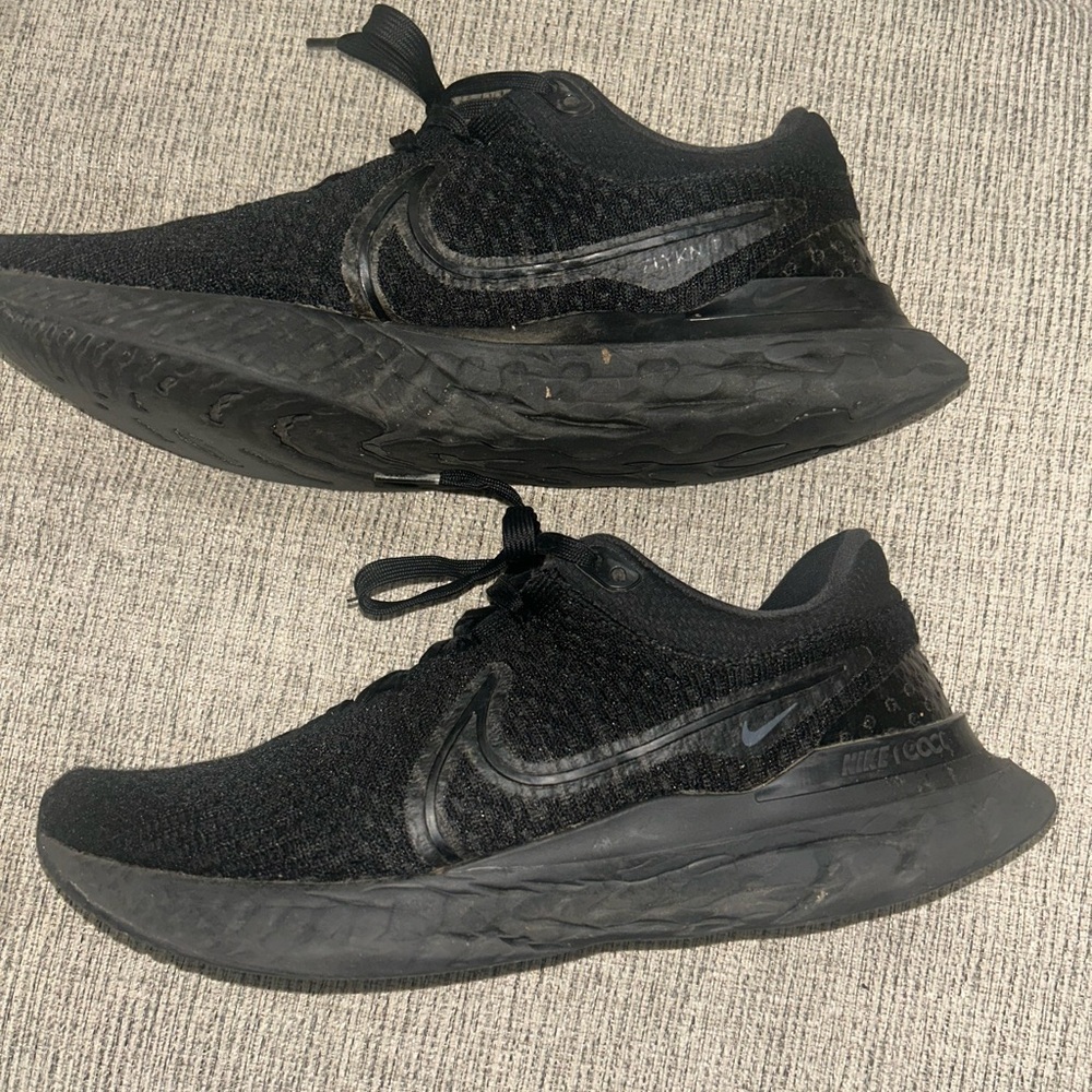 Nike React Infinity Run Flyknit 3 running shoes - Picture 2 of 6